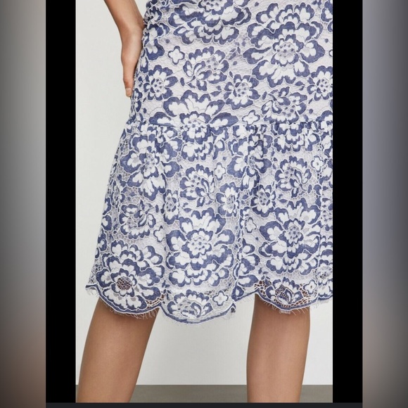 BCBGMaxAzria Floral Lace MIDI Skirt - Picture 4 of 12